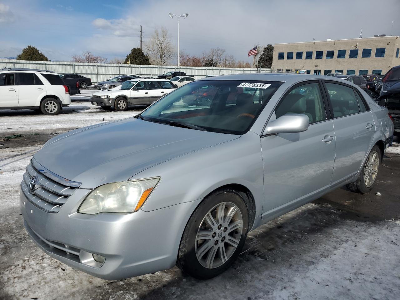 TOYOTA AVALON LIM 2005