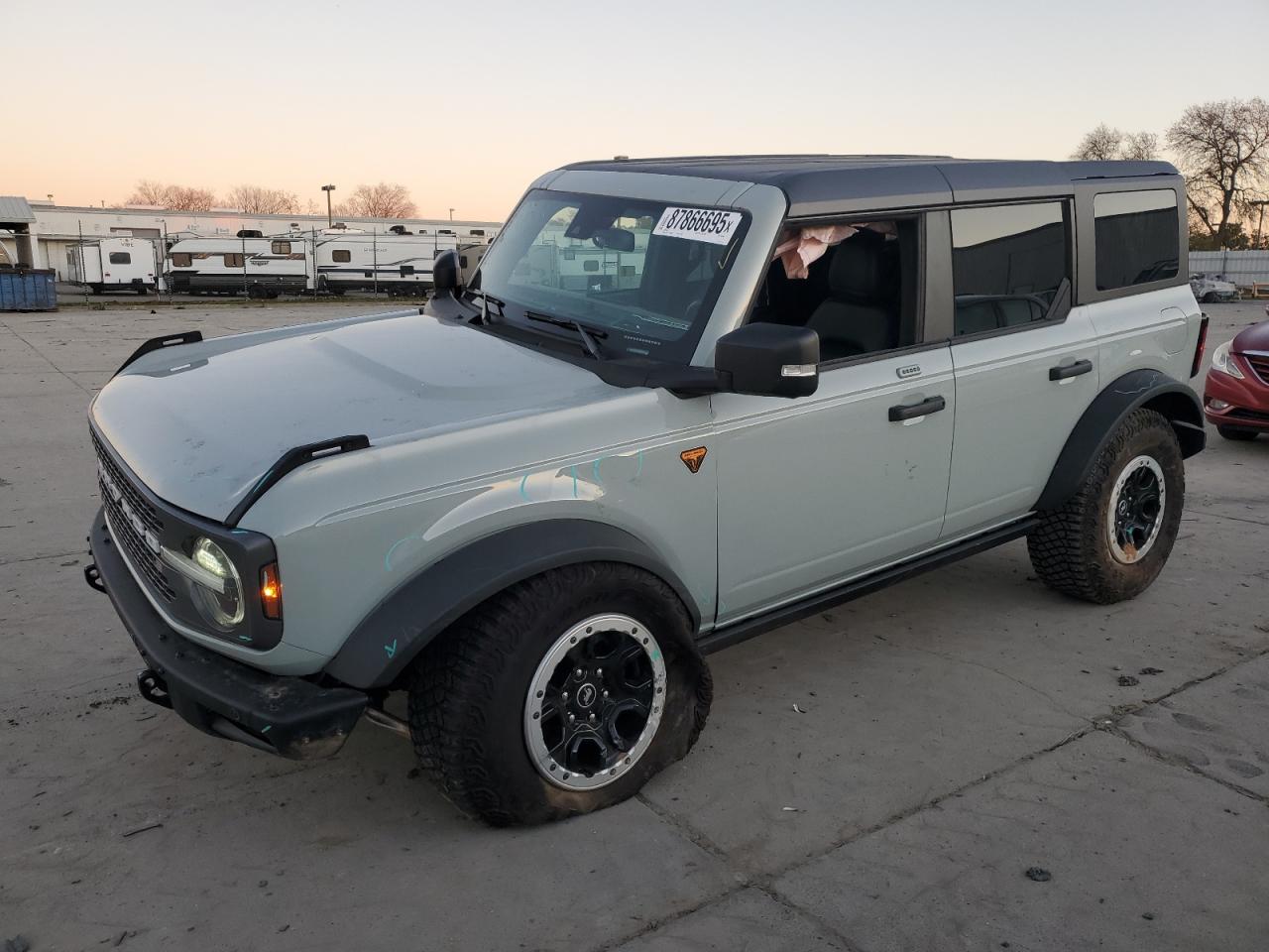FORD BRONCO BAS 2023