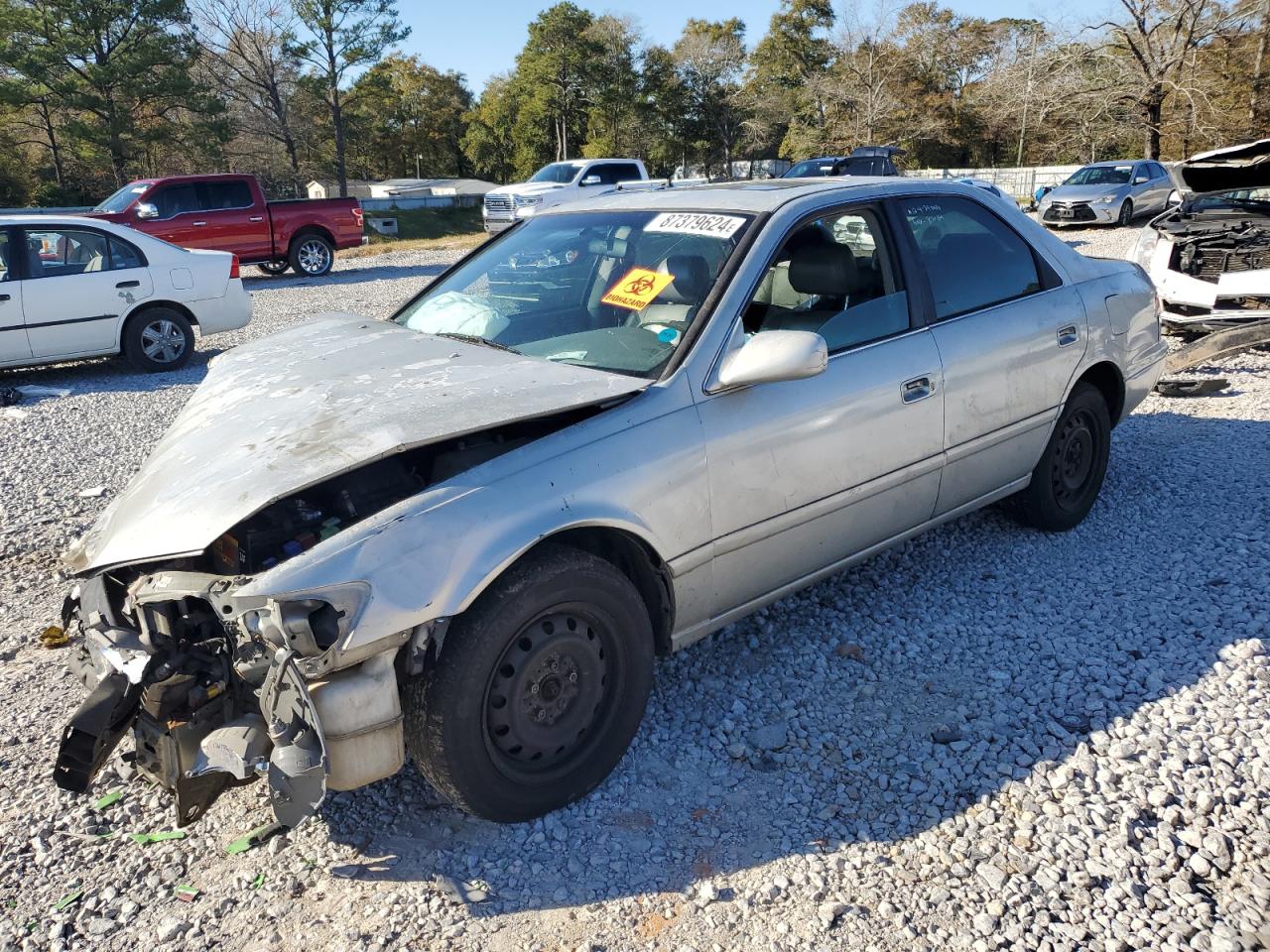 TOYOTA CAMRY 2001