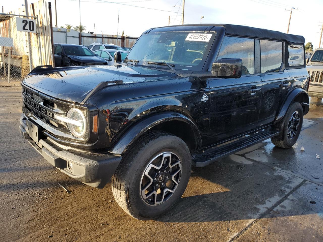 FORD BRONCO BAS 2023