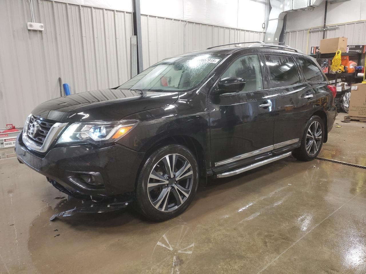NISSAN PATHFINDER 2018