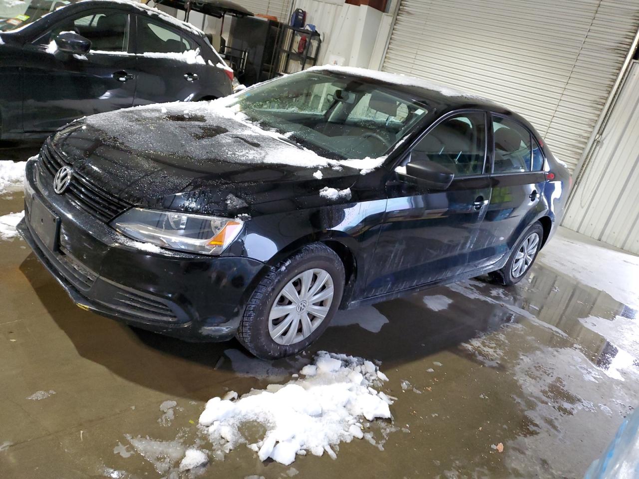 VOLKSWAGEN JETTA BASE 2011