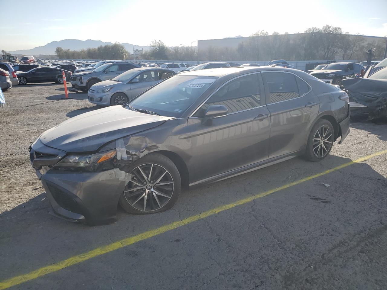 TOYOTA CAMRY SE N 2023