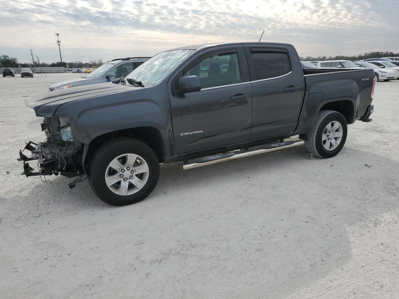 GMC CANYON SLE 2016