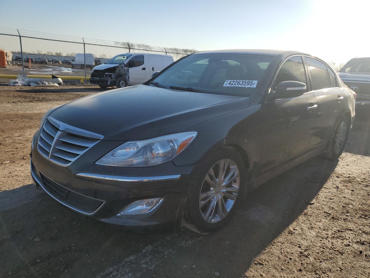 HYUNDAI GENESIS 3. 2014