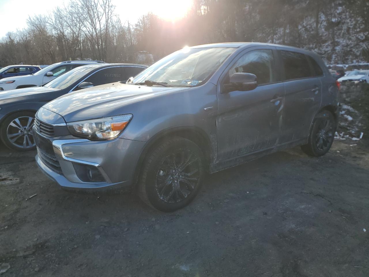 MITSUBISHI OUTLANDER 2017