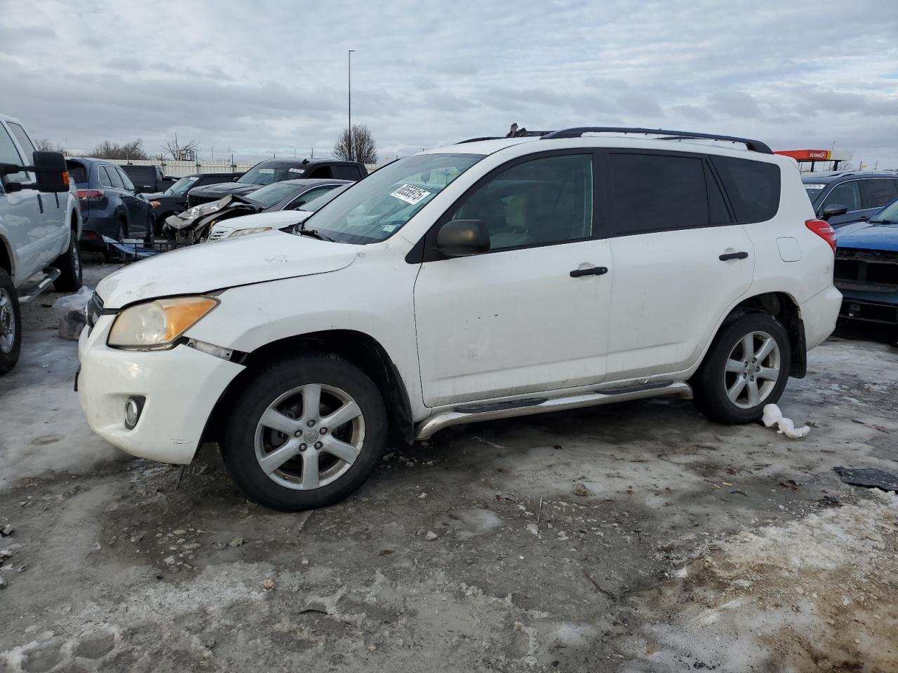 TOYOTA RAV4 2011