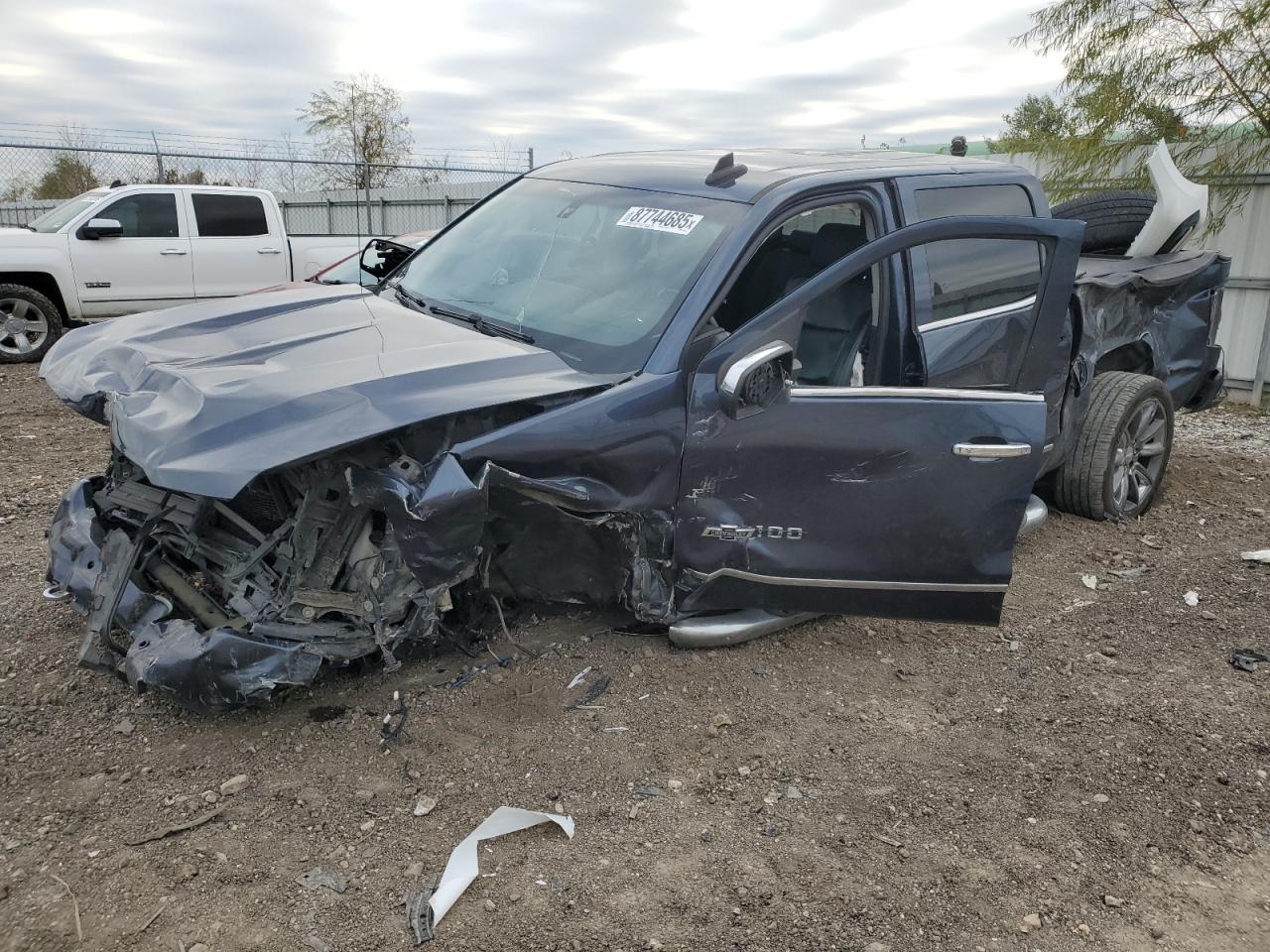 CHEVROLET SILVERADO 2018
