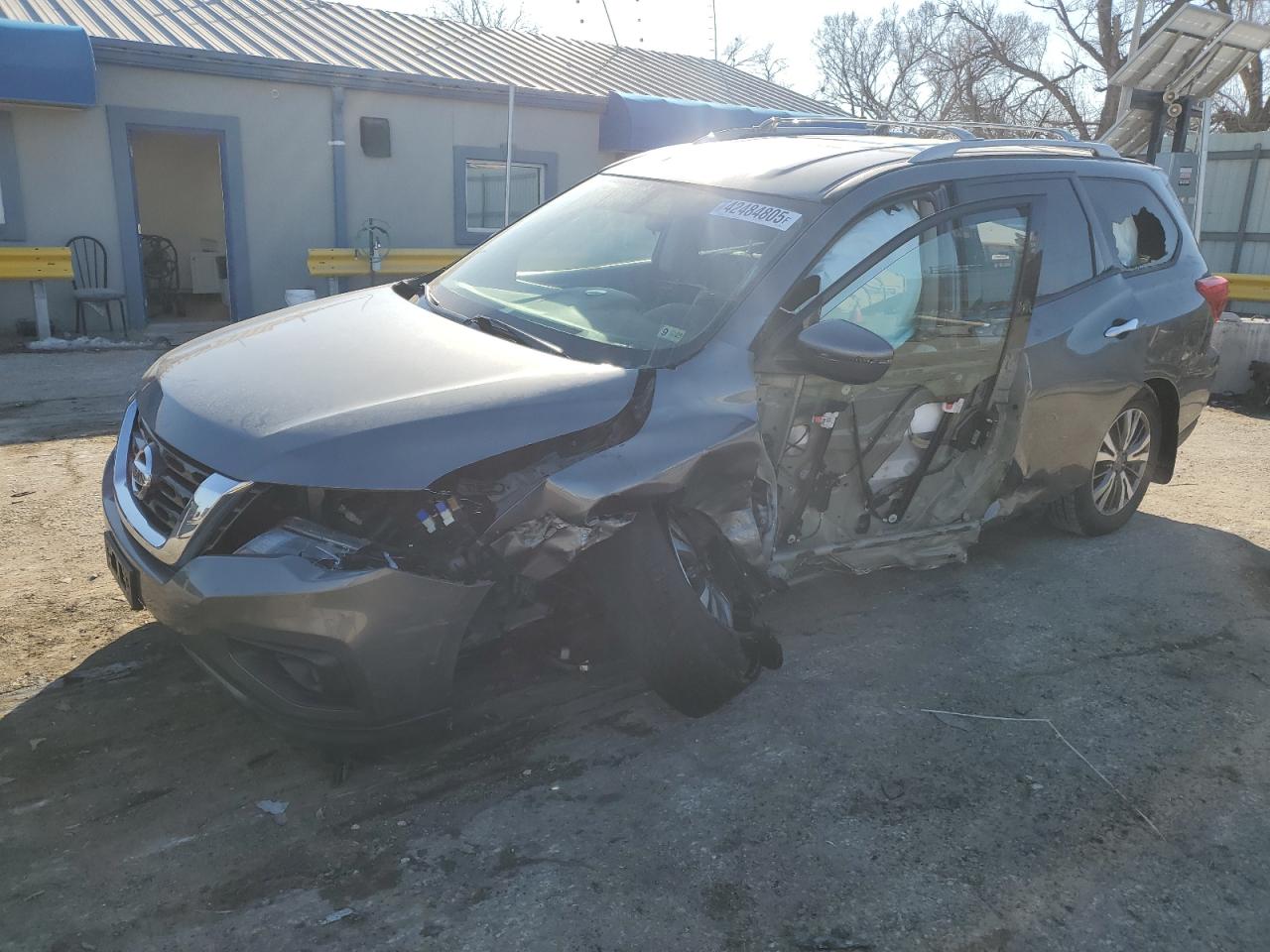 NISSAN PATHFINDER 2018
