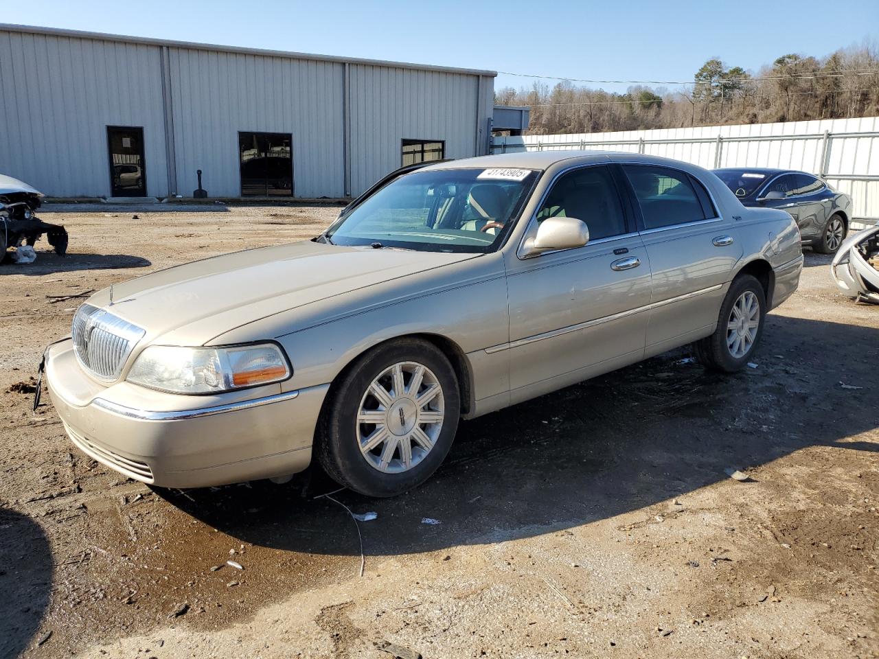 LINCOLN TOWN CAR S 2011