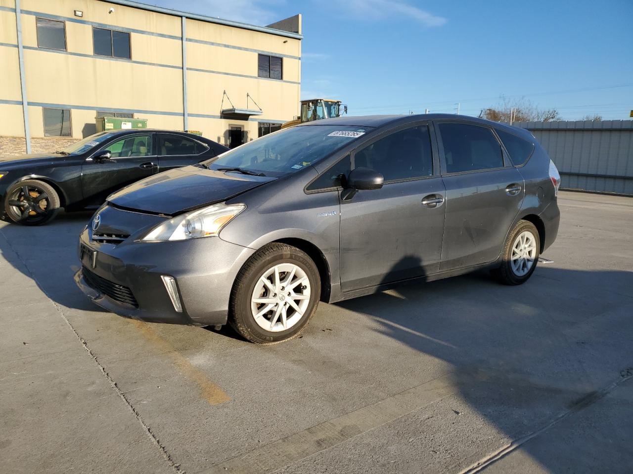 TOYOTA PRIUS V 2013
