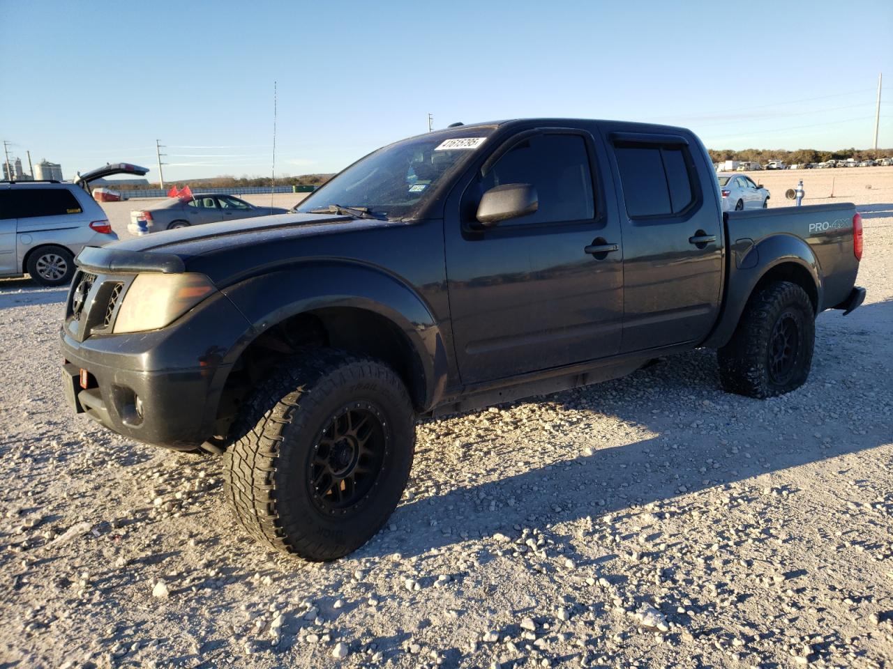 NISSAN FRONTIER S 2011
