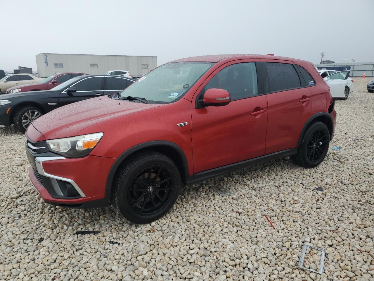 MITSUBISHI OUTLANDER 2019
