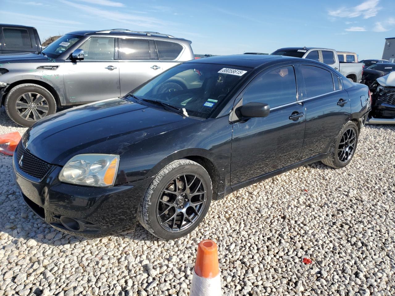 MITSUBISHI GALANT ES 2011