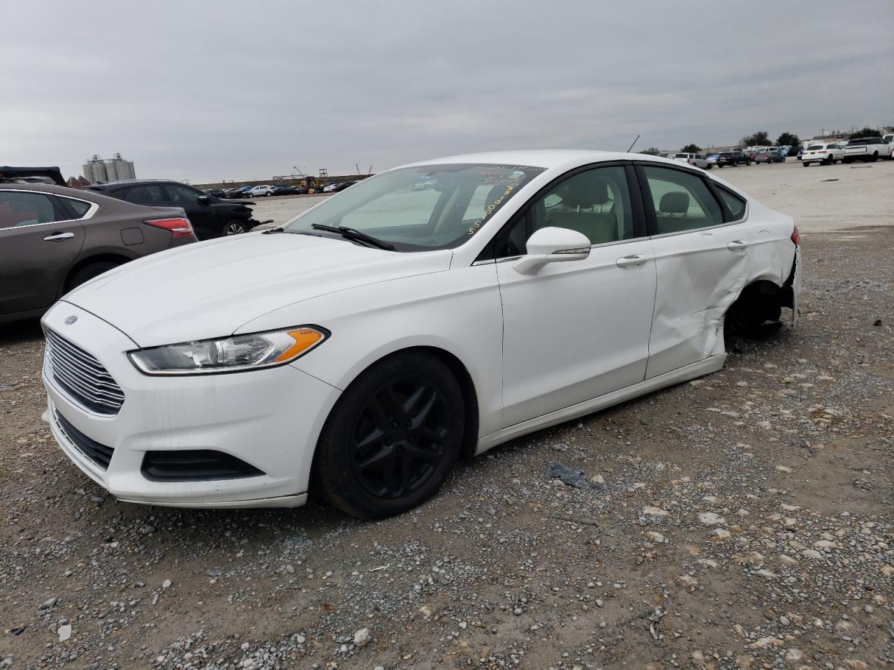 FORD FUSION 2016