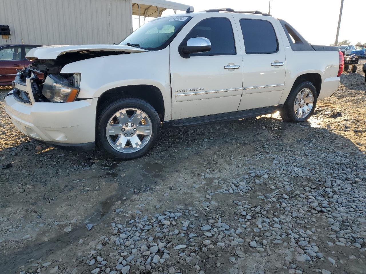 CHEVROLET AVALANCHE 2011