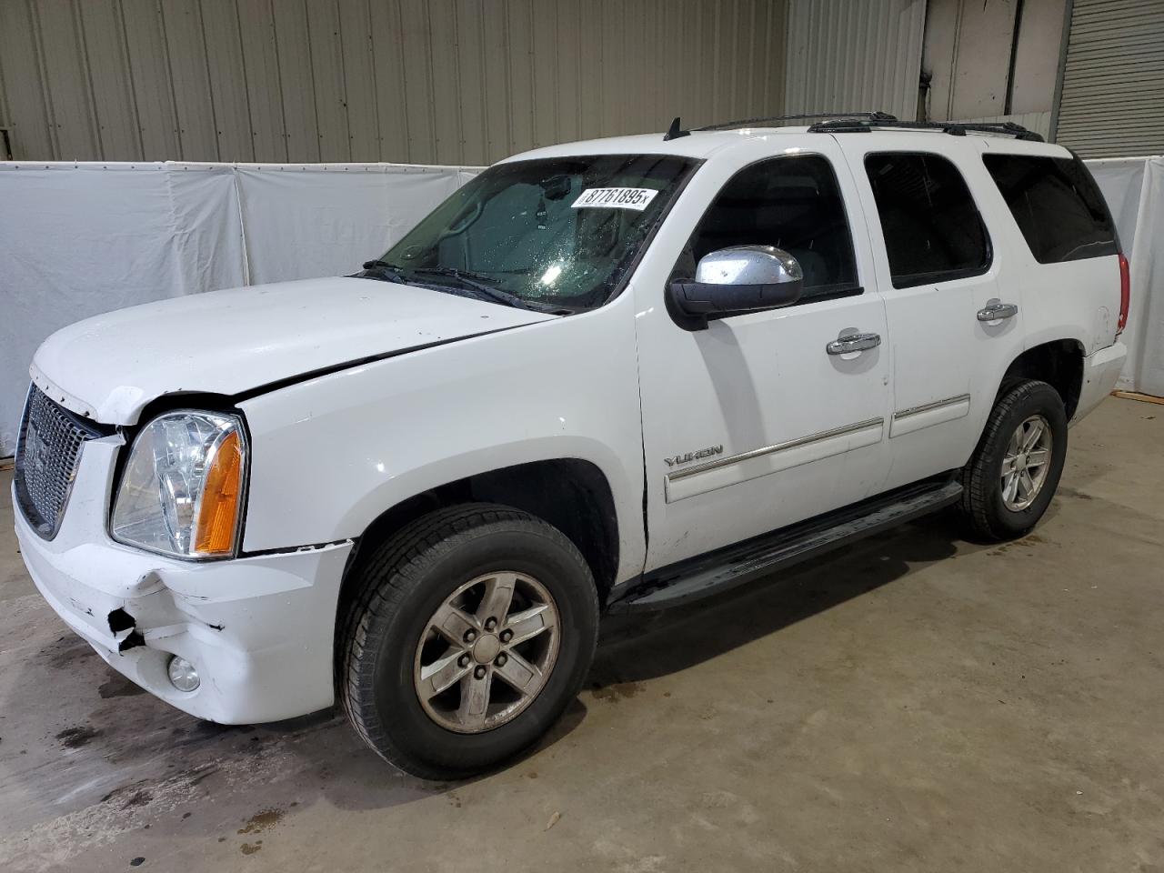 GMC YUKON SLE 2013