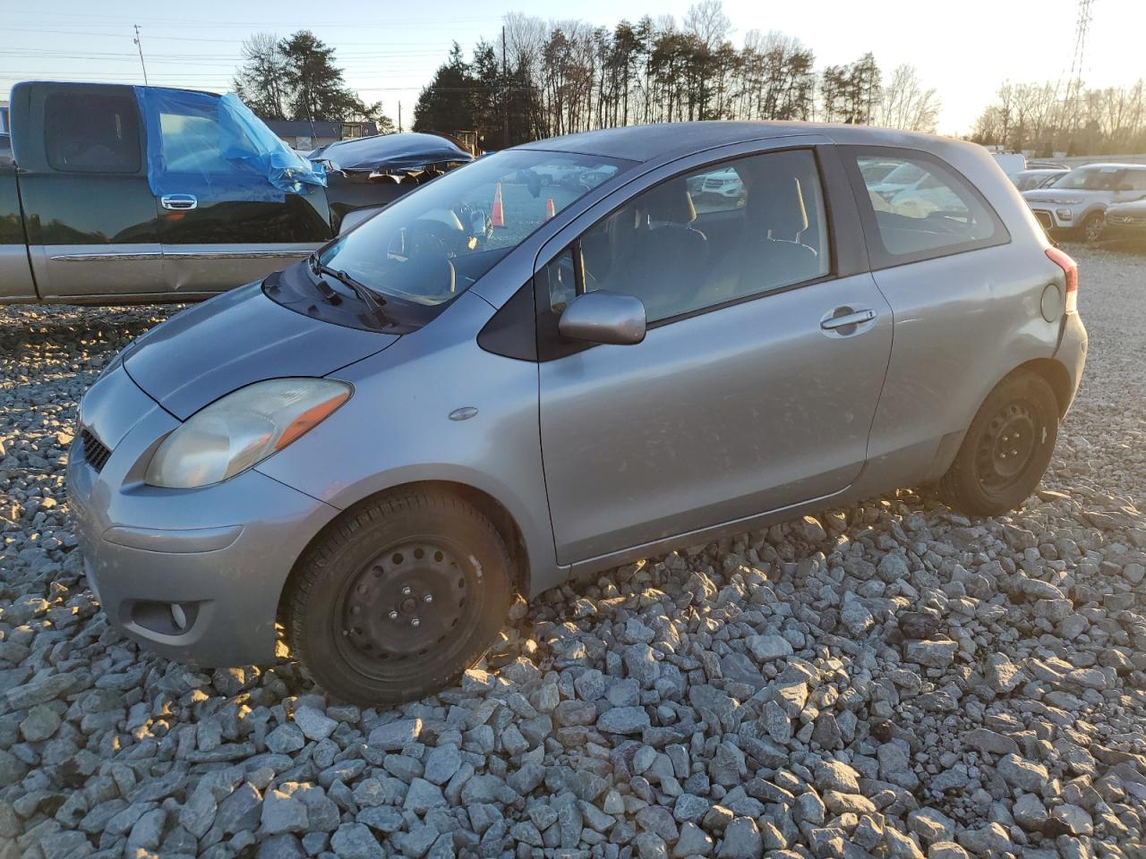 TOYOTA YARIS 2010