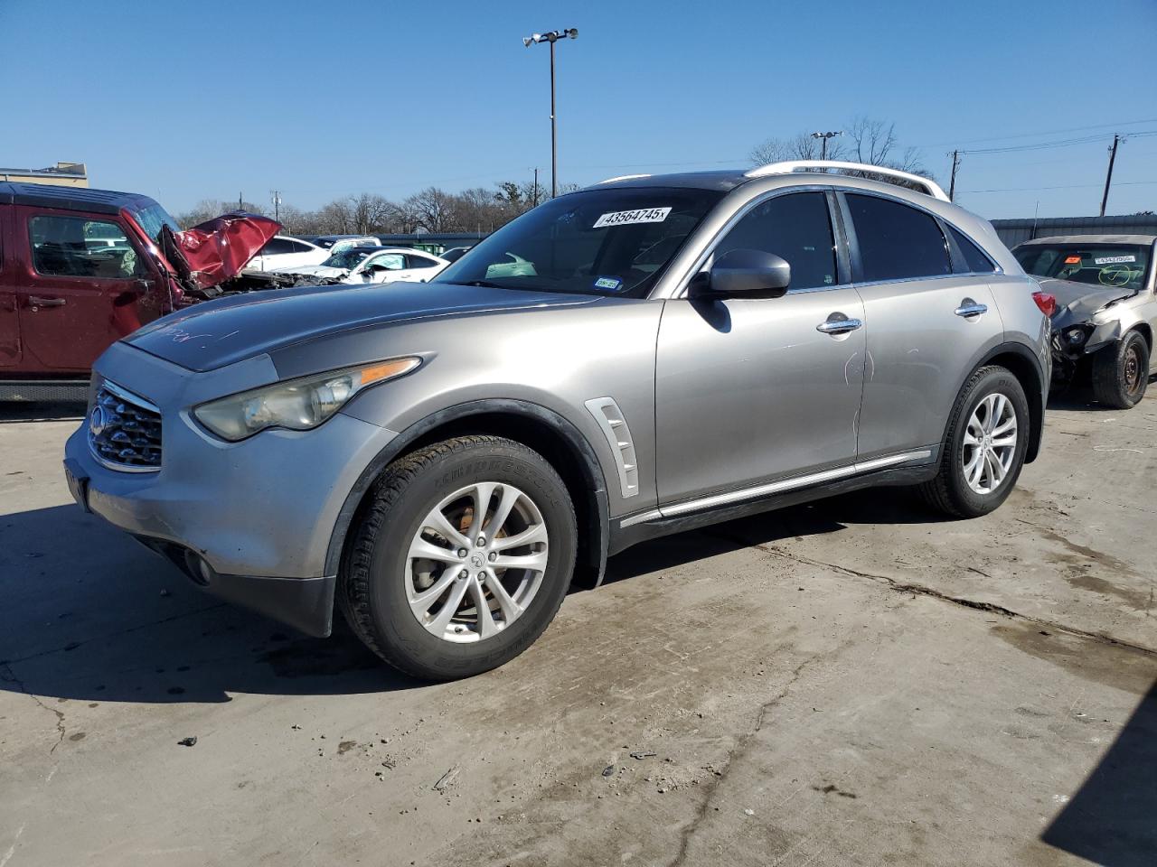 INFINITI FX35 2010