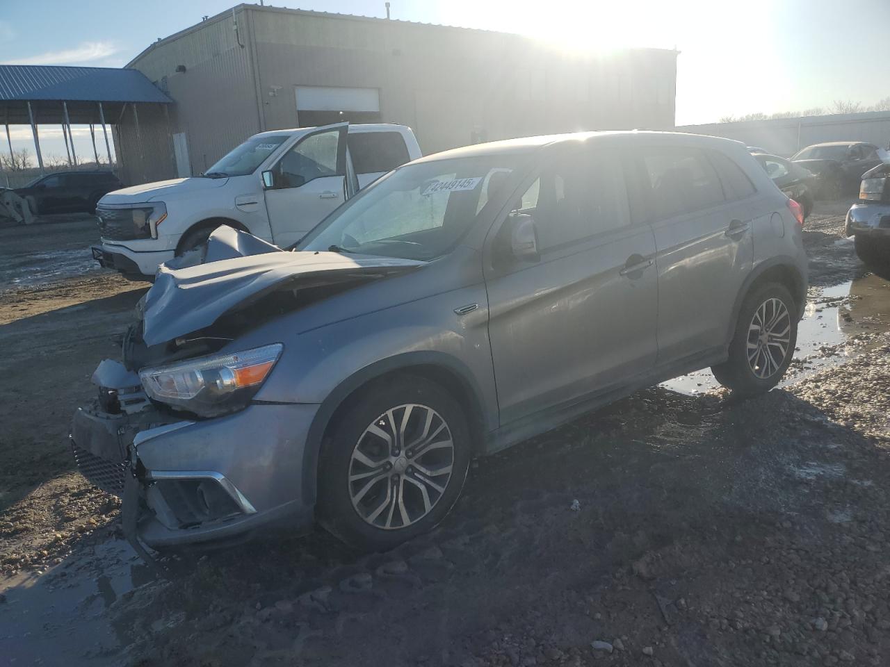 MITSUBISHI OUTLANDER 2019