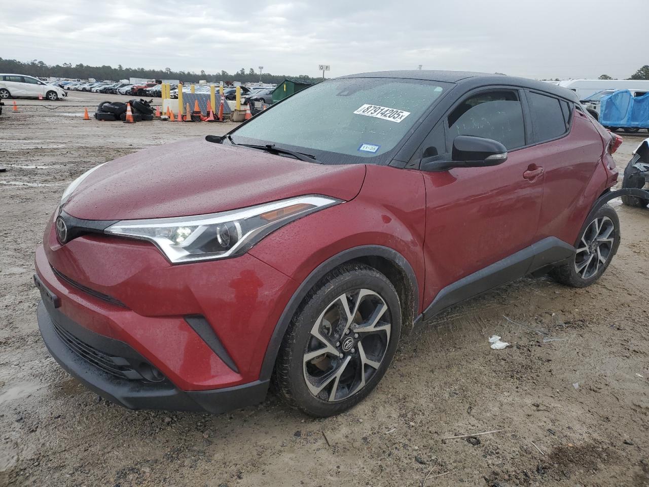 TOYOTA C-HR XLE 2019