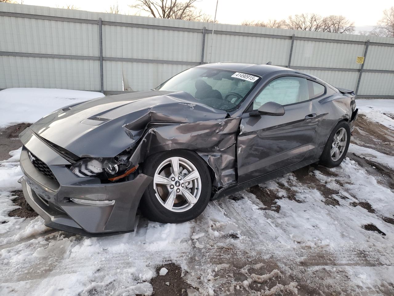 FORD MUSTANG 2021