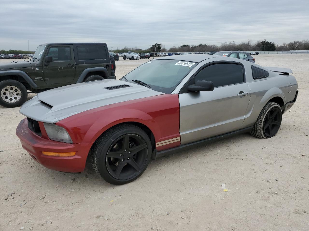 FORD MUSTANG 2009