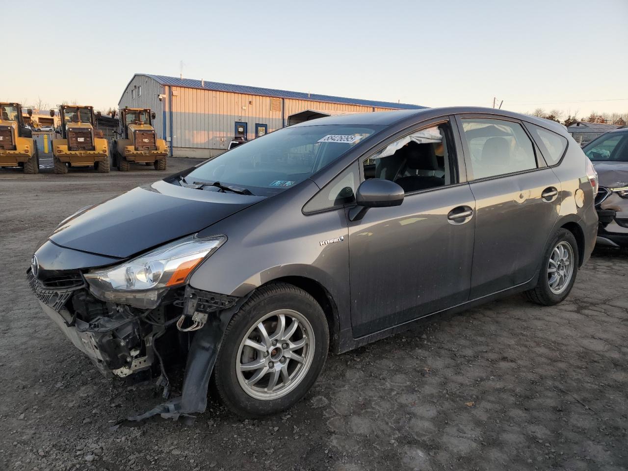 TOYOTA PRIUS V 2015