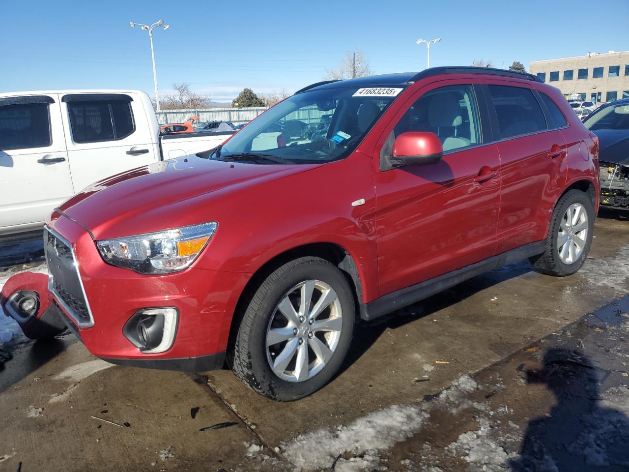 MITSUBISHI OUTLANDER 2015