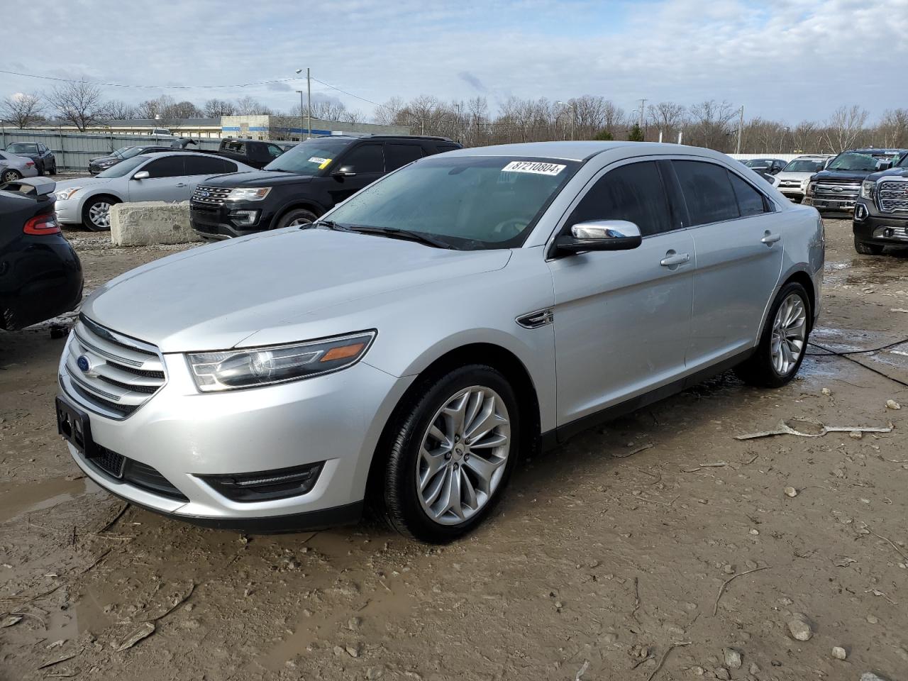 FORD TAURUS LIM 2015