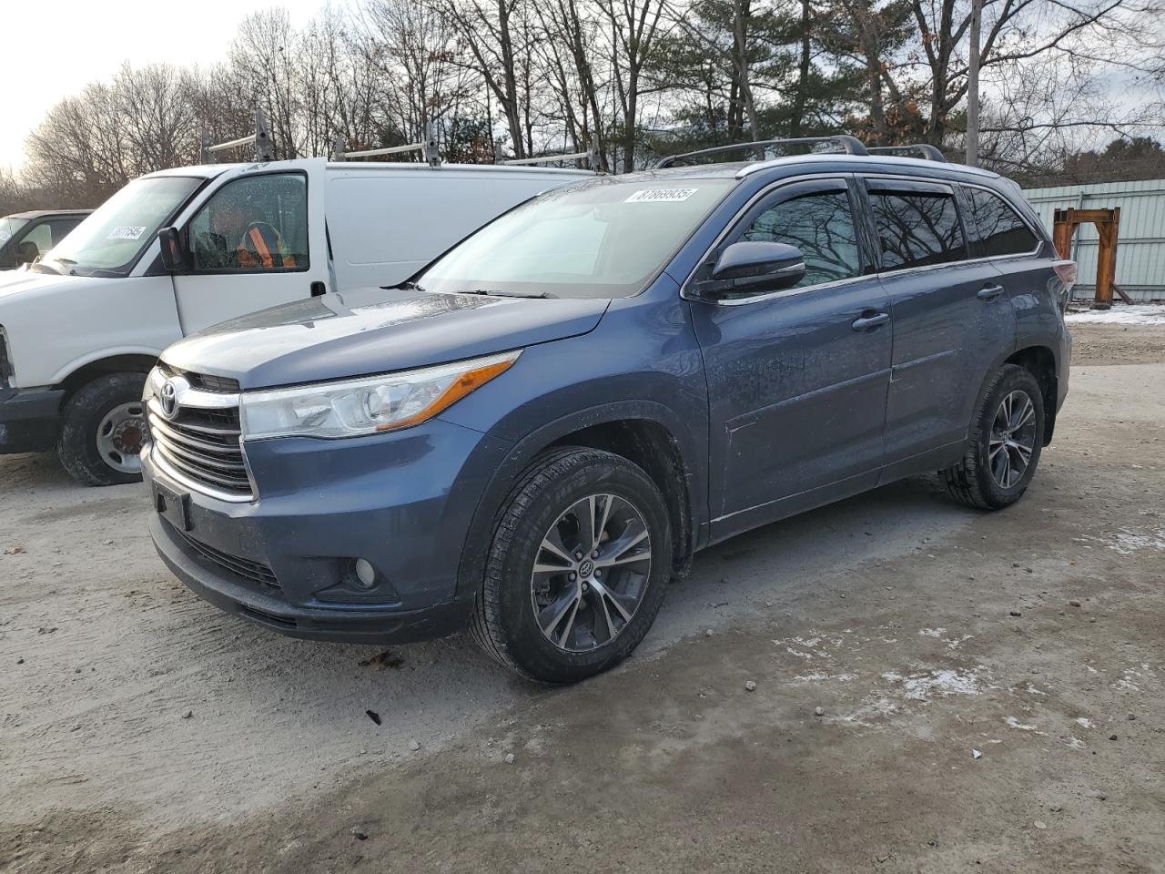 TOYOTA HIGHLANDER 2016