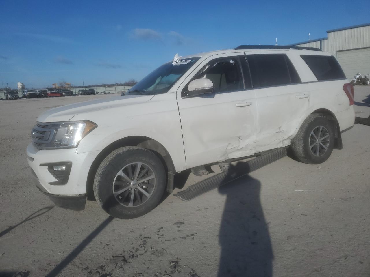 FORD EXPEDITION 2021
