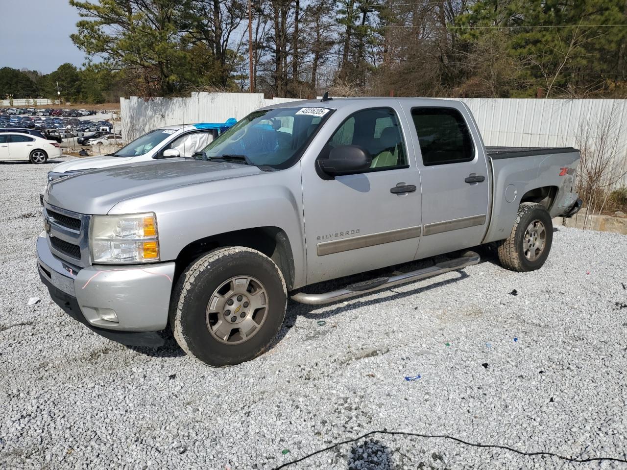 CHEVROLET SILVERADO 2011