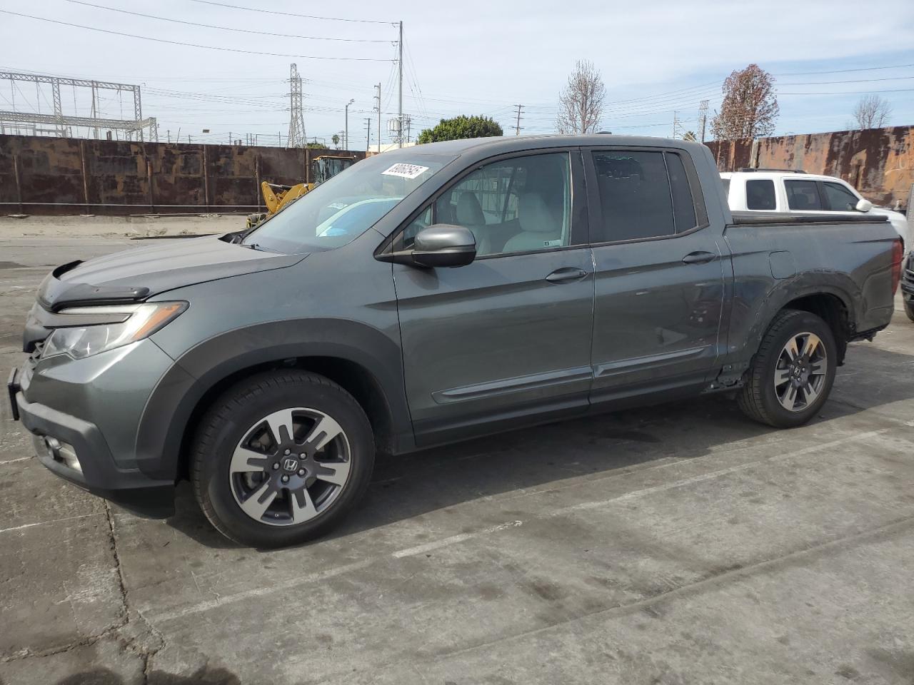 HONDA RIDGELINE 2018