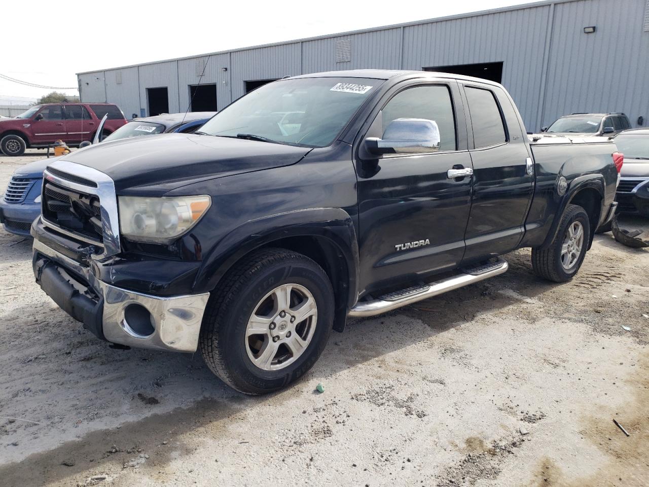 TOYOTA TUNDRA DOU 2013