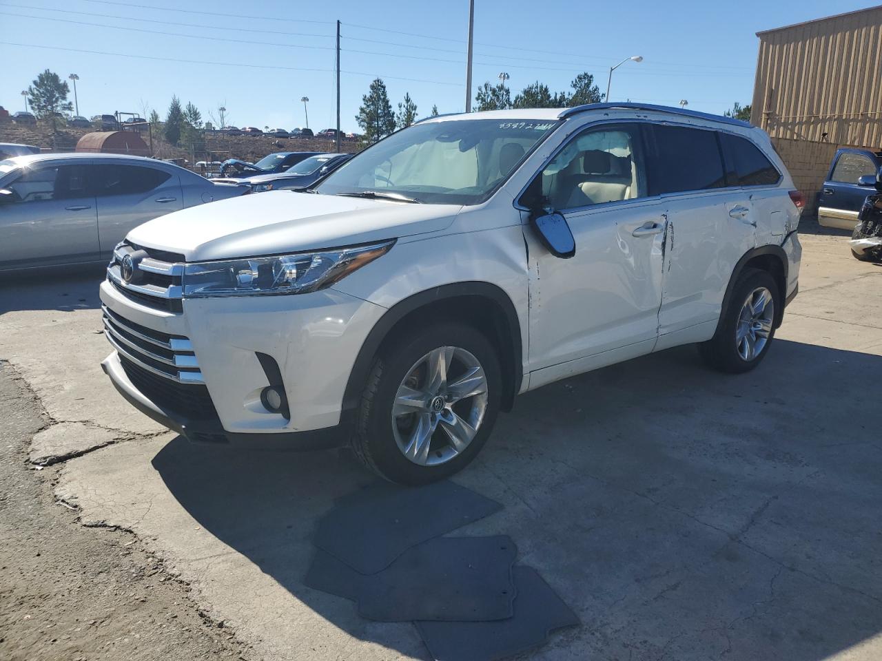 TOYOTA HIGHLANDER 2018