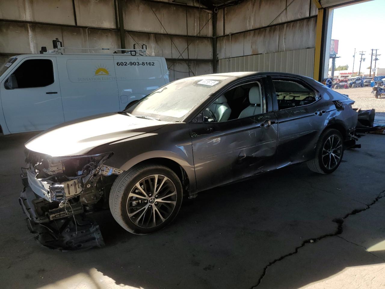 TOYOTA CAMRY L 2019