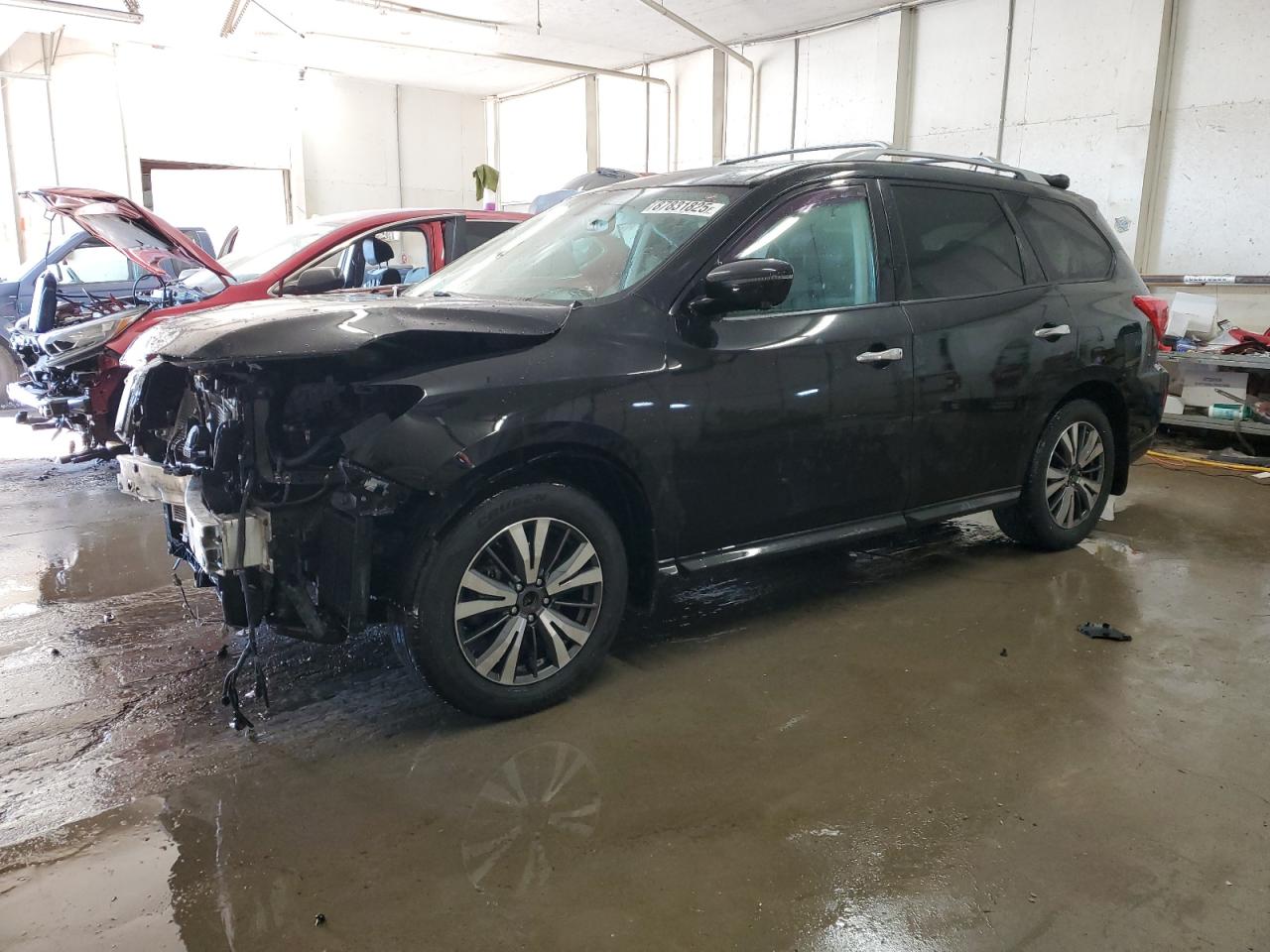 NISSAN PATHFINDER 2017