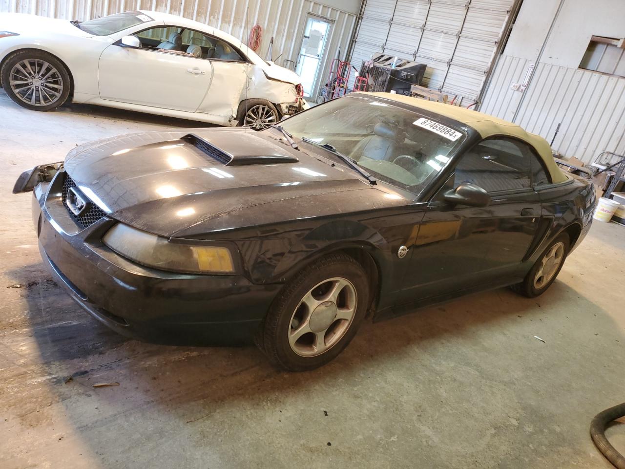 FORD MUSTANG 2004