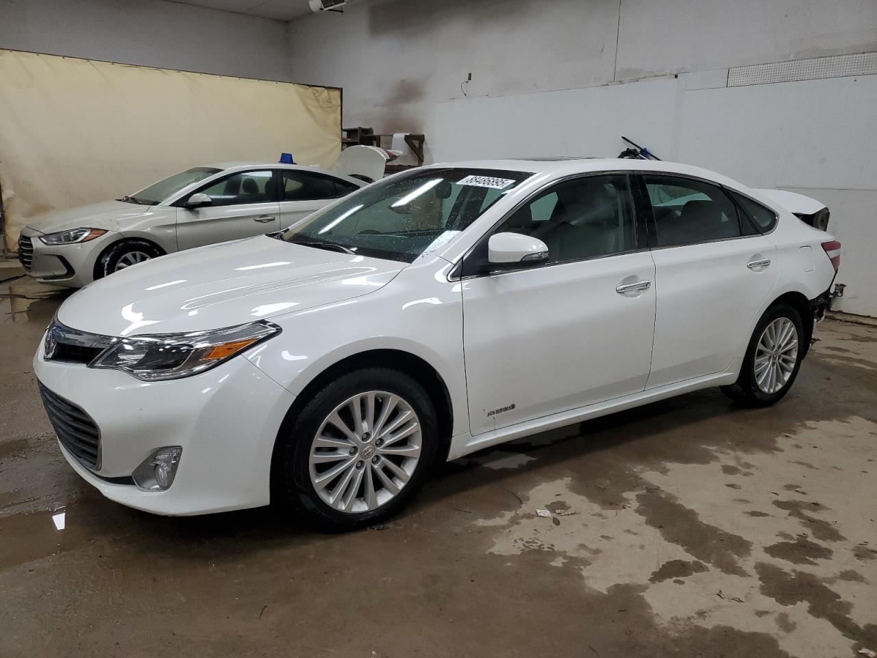TOYOTA AVALON HYB 2013