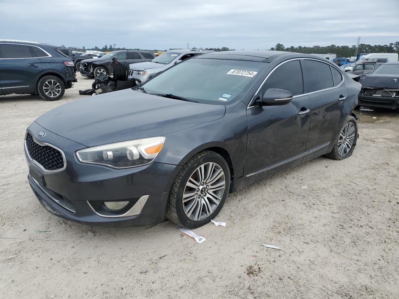 KIA CADENZA LU 2016