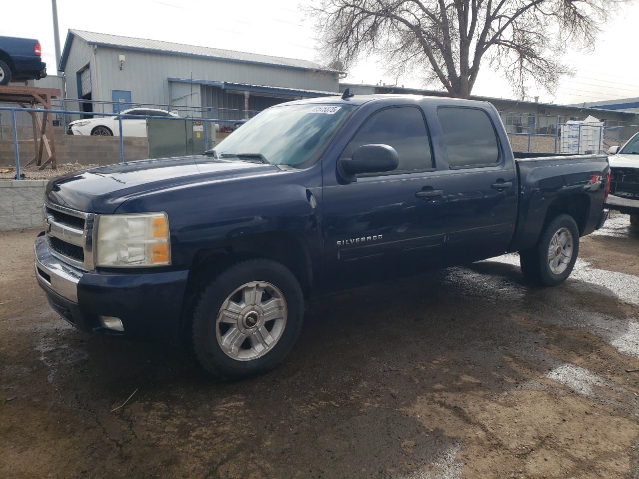 CHEVROLET SILVERADO 2011