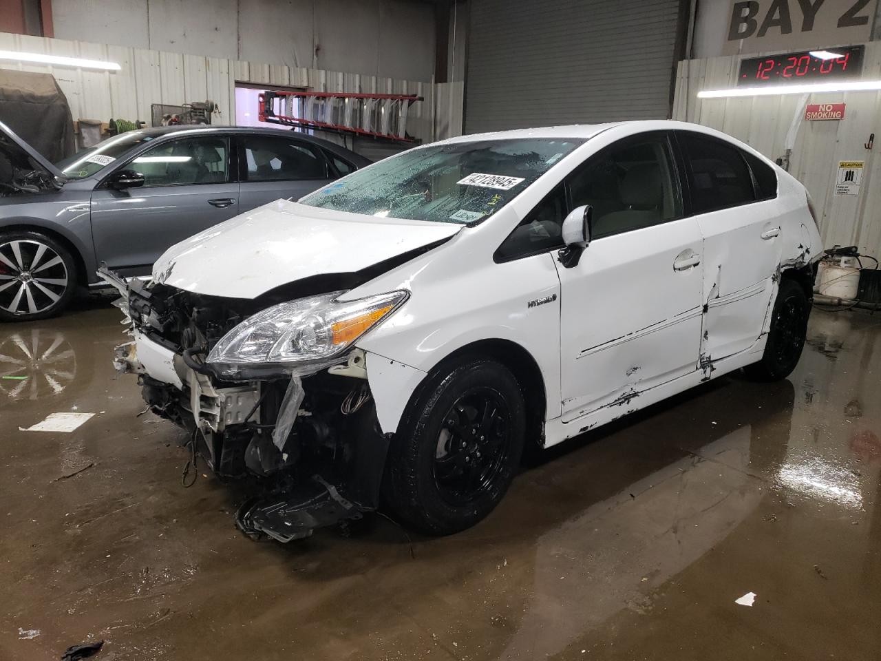 TOYOTA PRIUS 2012