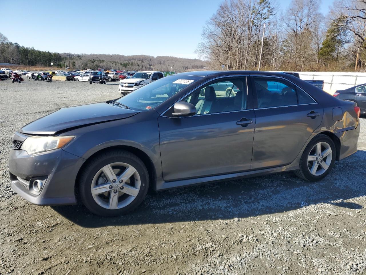 TOYOTA CAMRY L 2014