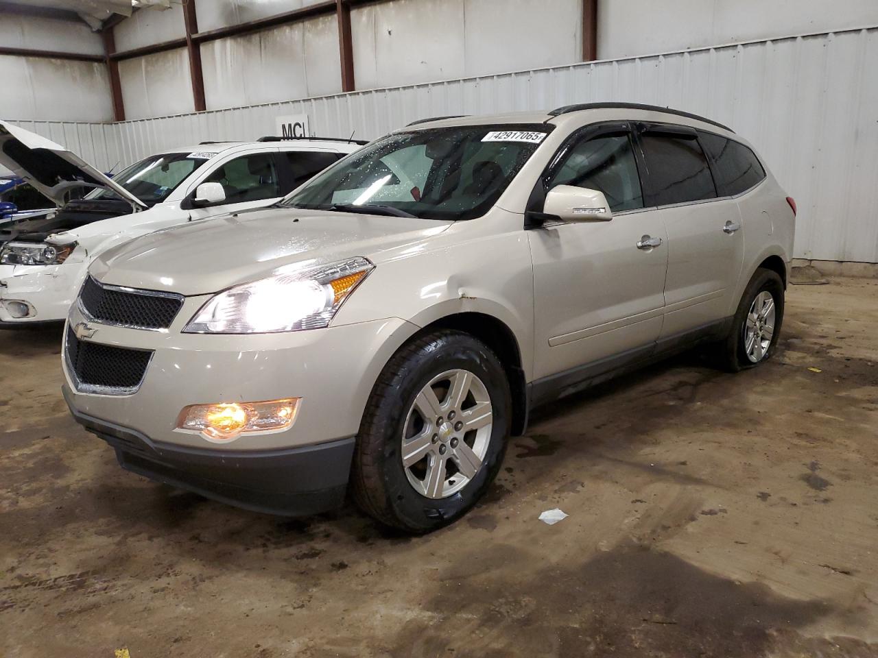 CHEVROLET TRAVERSE L 2011
