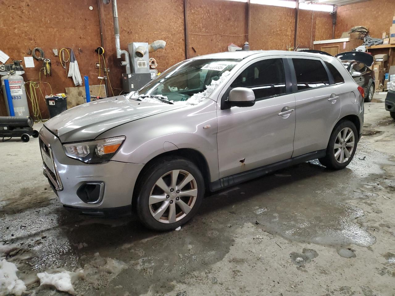 MITSUBISHI OUTLANDER 2014
