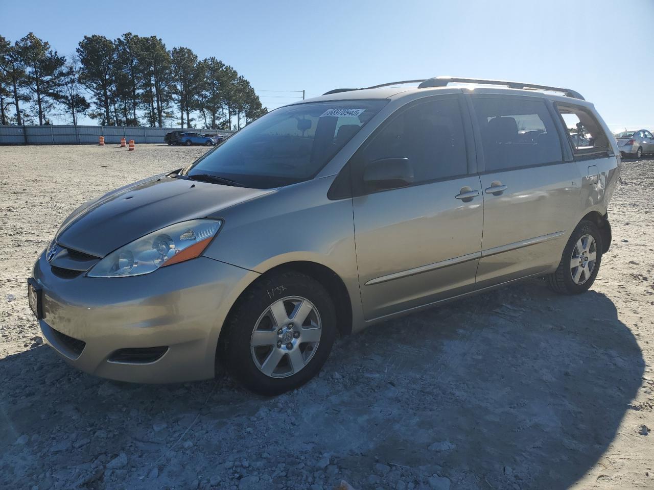 TOYOTA SIENNA CE 2008
