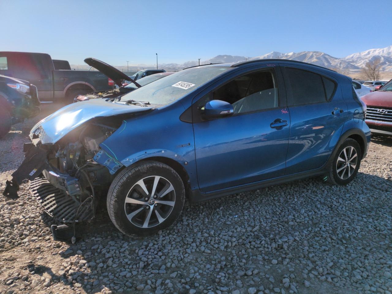 TOYOTA PRIUS C 2018