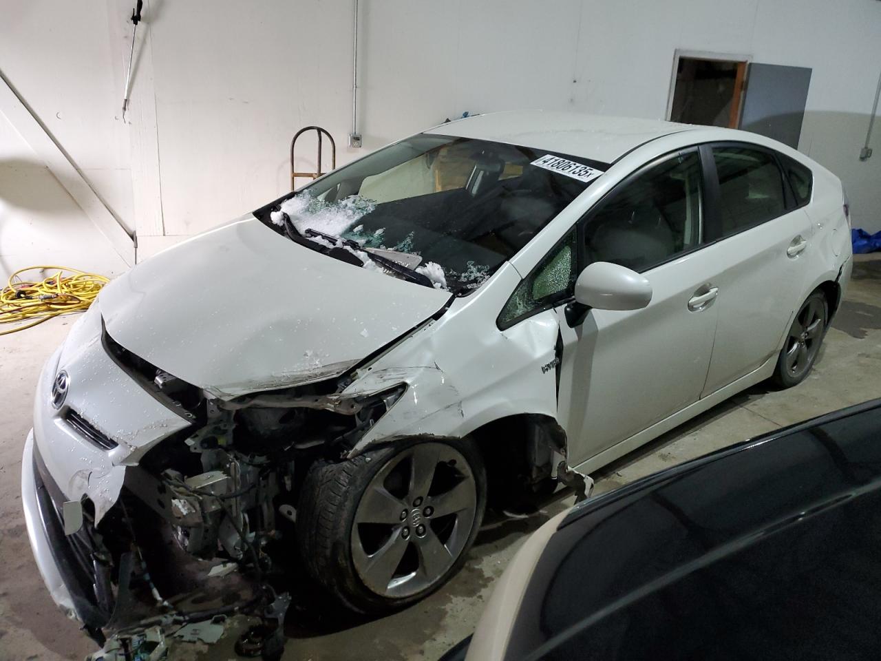 TOYOTA PRIUS 2013