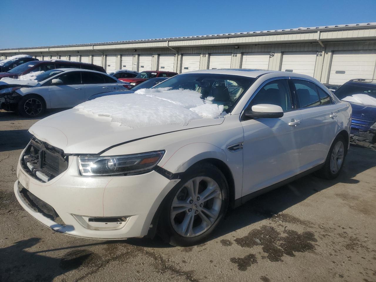 FORD TAURUS SEL 2016